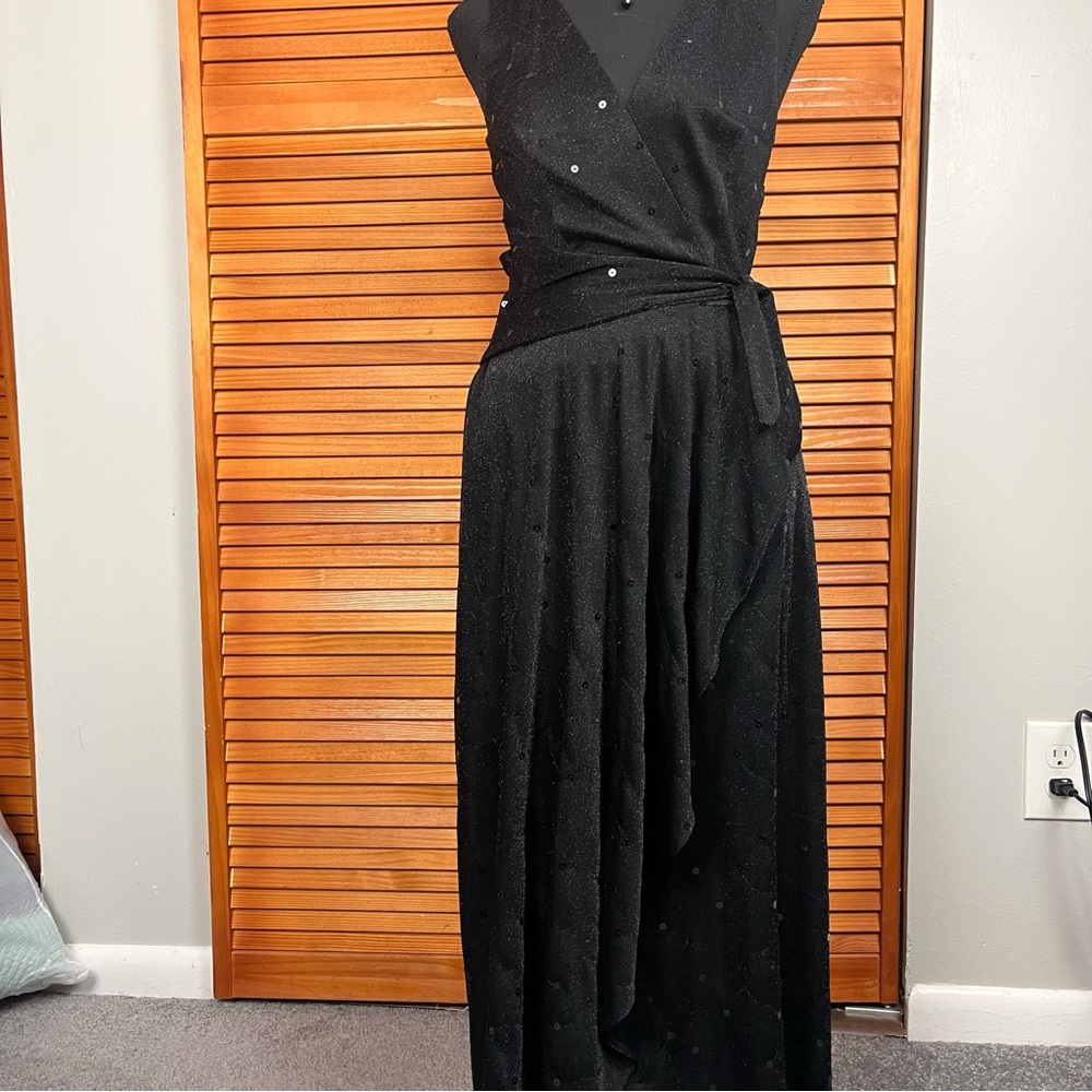 Betsy Johnson Elegant Black Sleeveless Sequins Wrap Style Maxi Dress - Picture 4 of 10